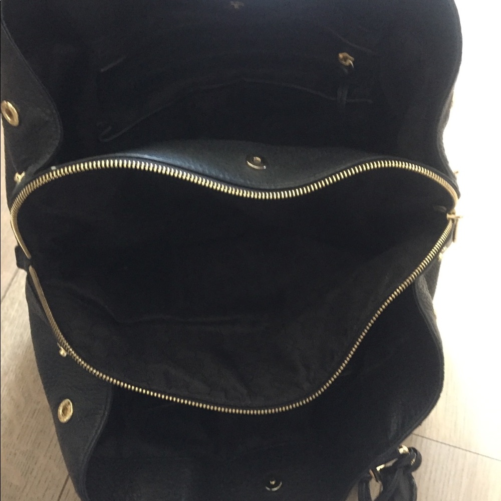 Michael Kors Bedford Belted Shoulder Tote in Black